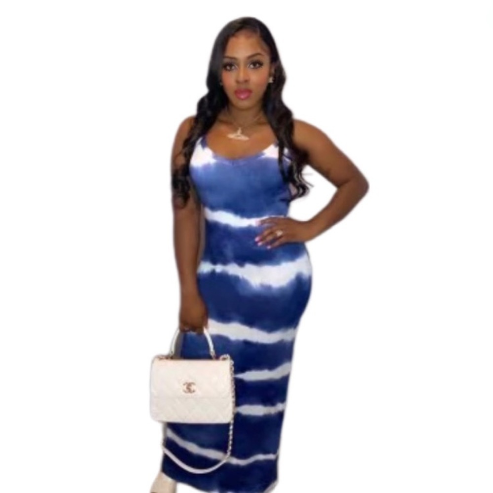 PRICE DROP 🆕 Blue Tie Die Dress